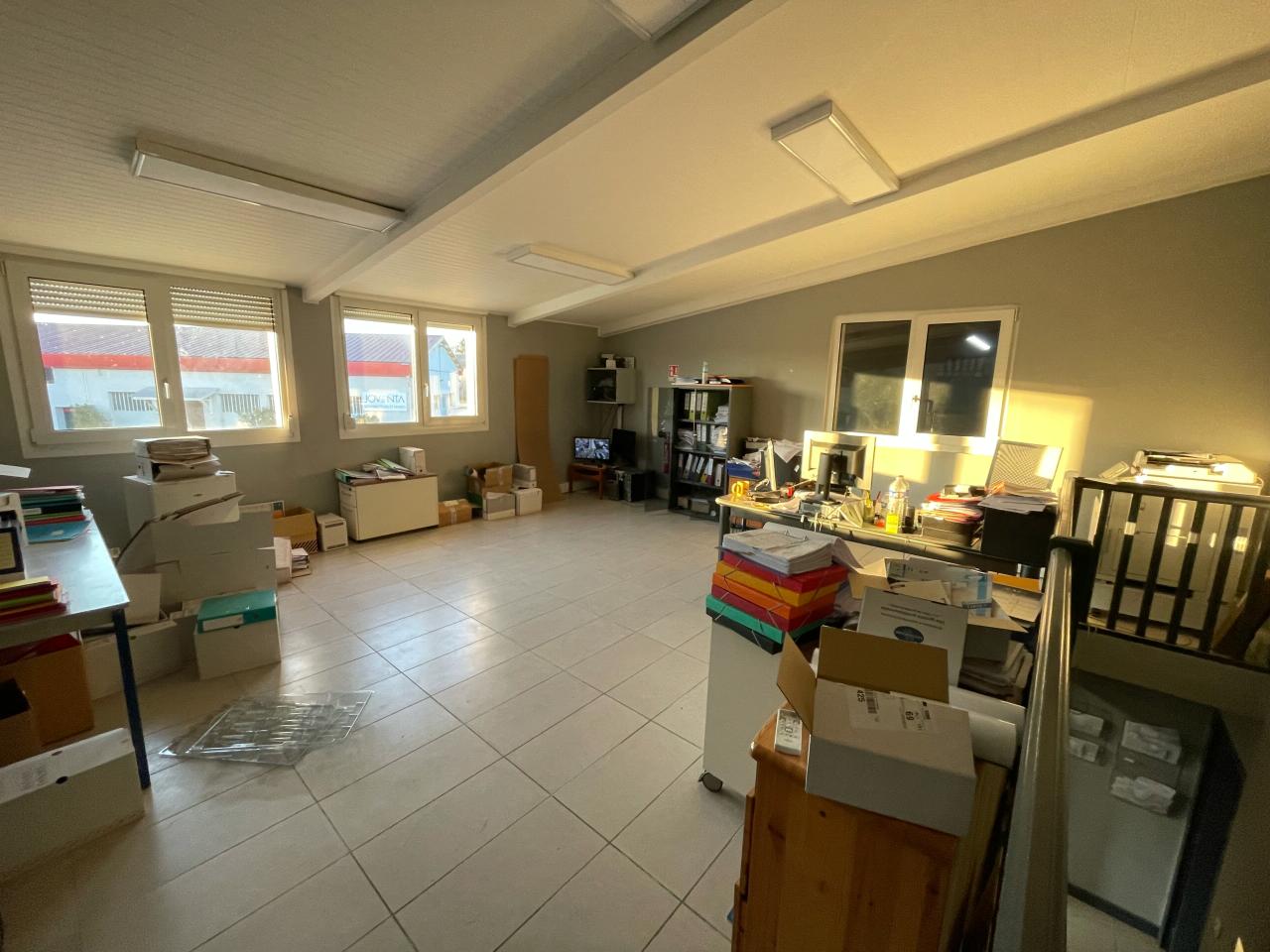 Local d'activité Décines-Charpieu 1397m² Location local d'activité Décines-Charpieu Rhône OLACT2108877 4